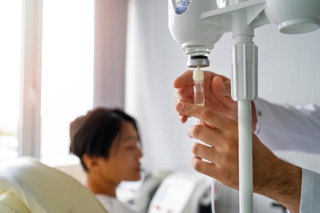 Dialysis: Revolutionizing ESRD & CKD Treatment and the Role of Nutrition